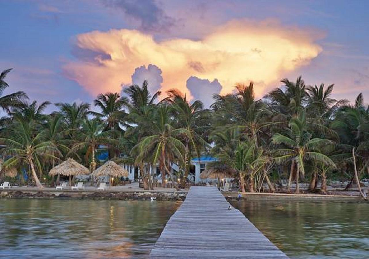 Cocotal Inn And Cabanas San Pedro  Eksteriør billede
